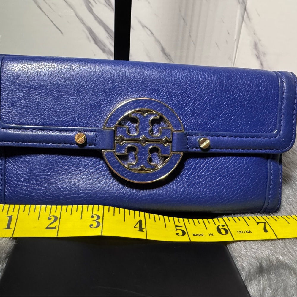 Tory Burch Blue Leather Wallet